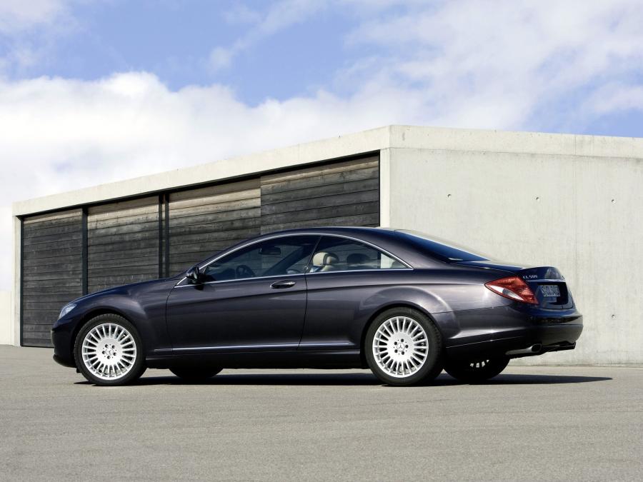  Mercedes-Benz CL500 4Matic 2008 года  (фото 15 из 16)